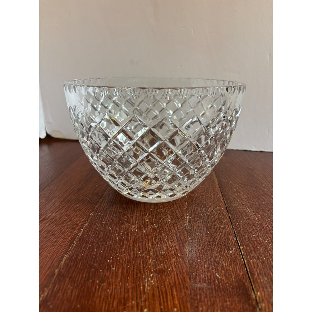 Ceska Crystal Bowl Diamond Cut Scalloped Edge Starburst Base 8 Inch Centerpiece